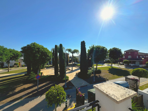 MM033 view from terrace