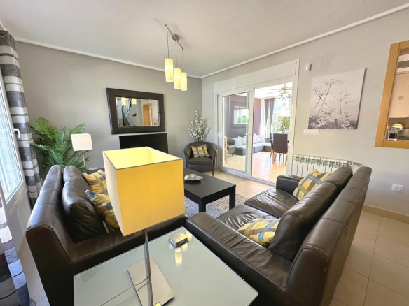 MMGR027 living room furnished