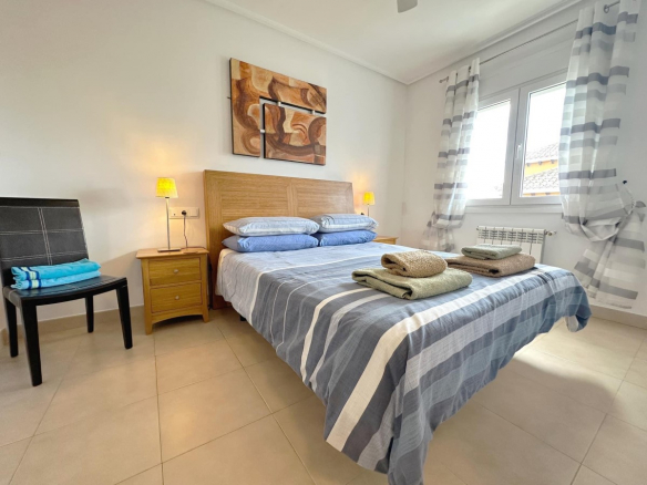 MMGR027 master bedroom