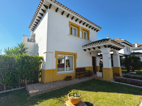 MMGR033 front of property