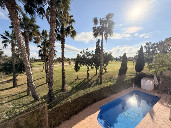 MMGR044 pool from above