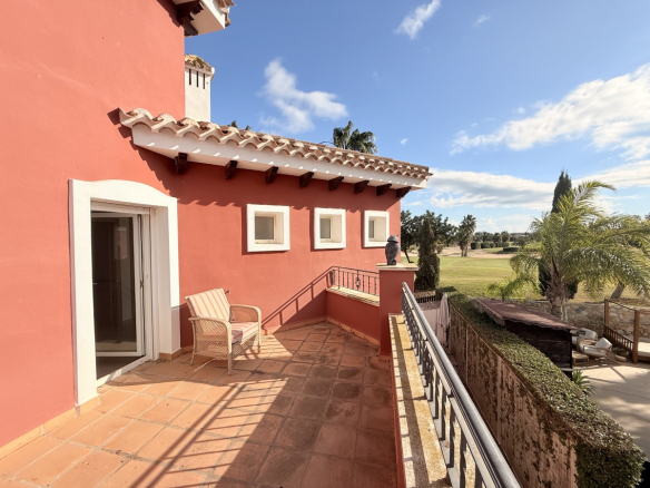 MMGR044 top terrace views