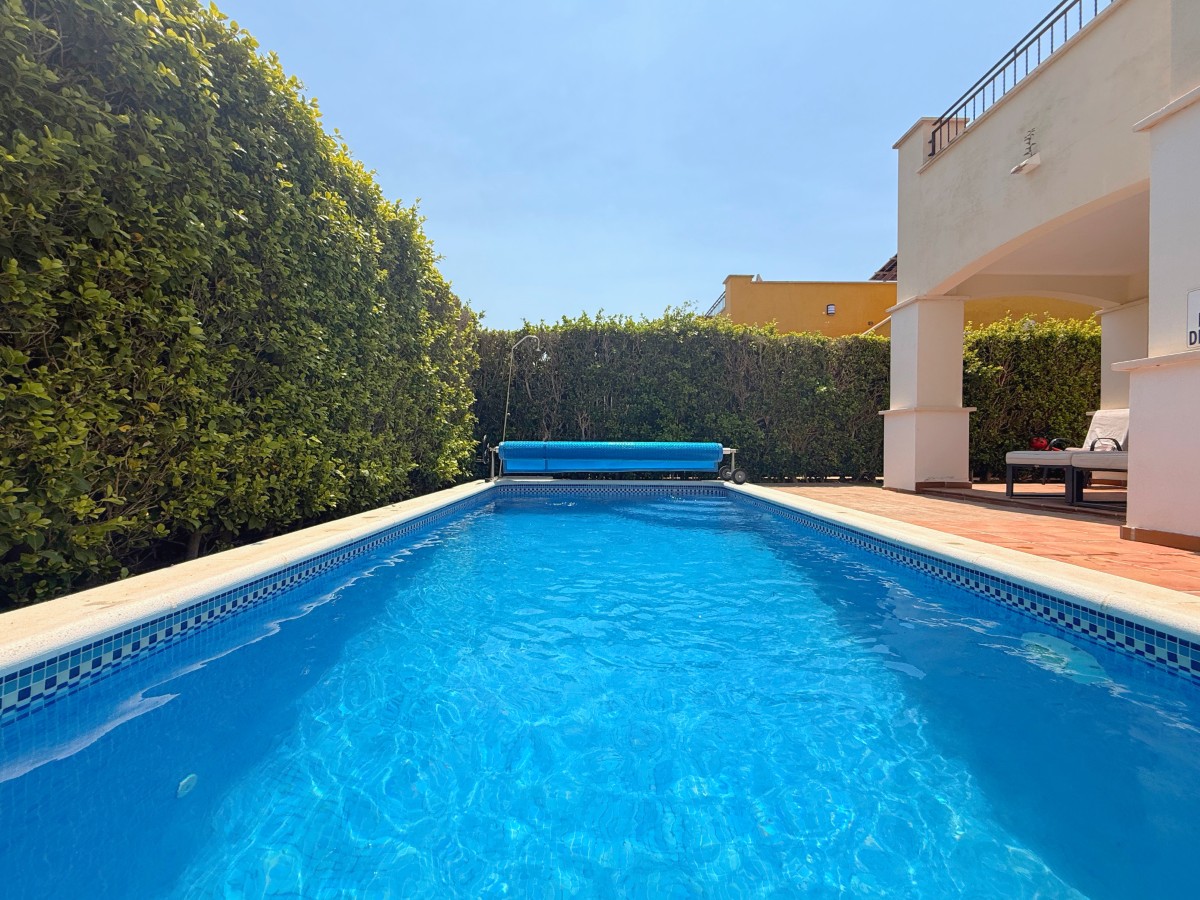 MMGR053 pool2